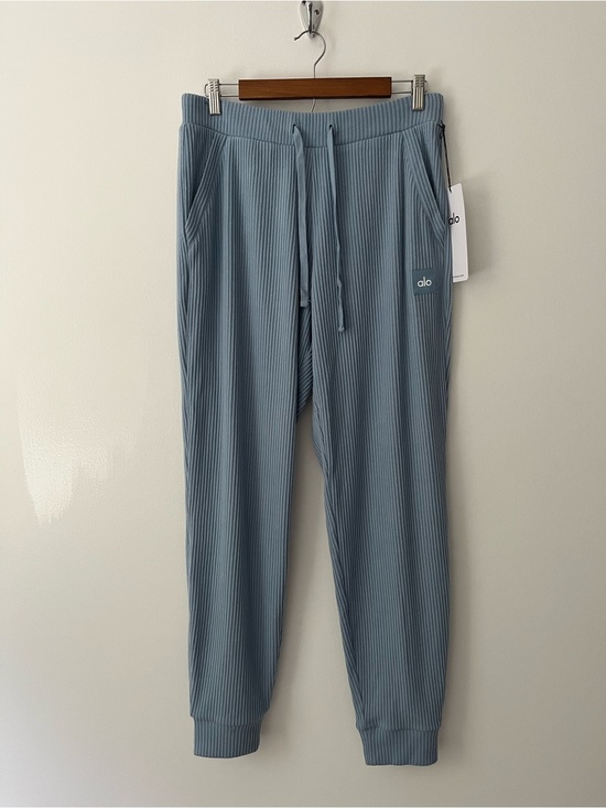 ALO Yoga Pants - NEW Alo Yoga Muse Sweatpants Ribbed Jogger Pants Celestial Blue Large